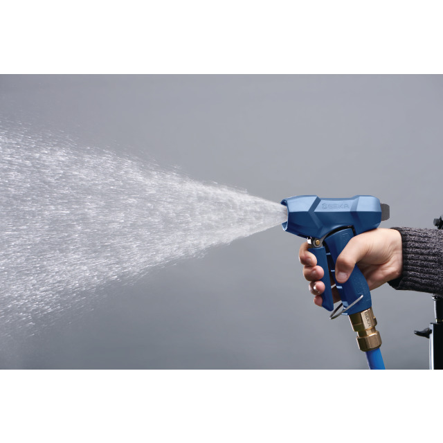 GEKA Reinigungspistole im Einsatz GEKA Reinigungspistole im Einsatz