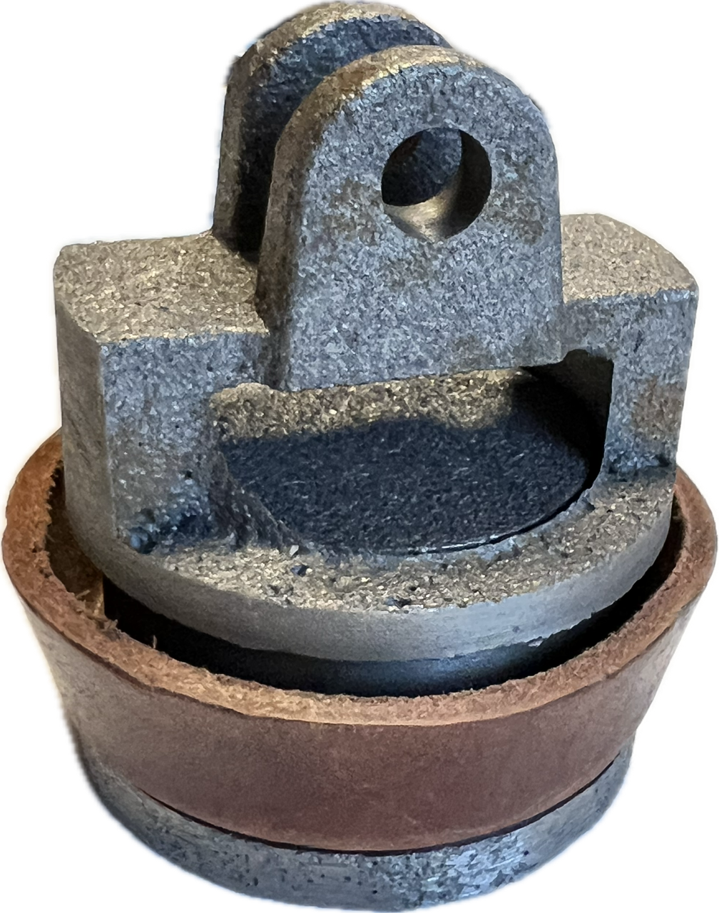 Kolben mit Ledermanschette Kolben mit Ledermanschette