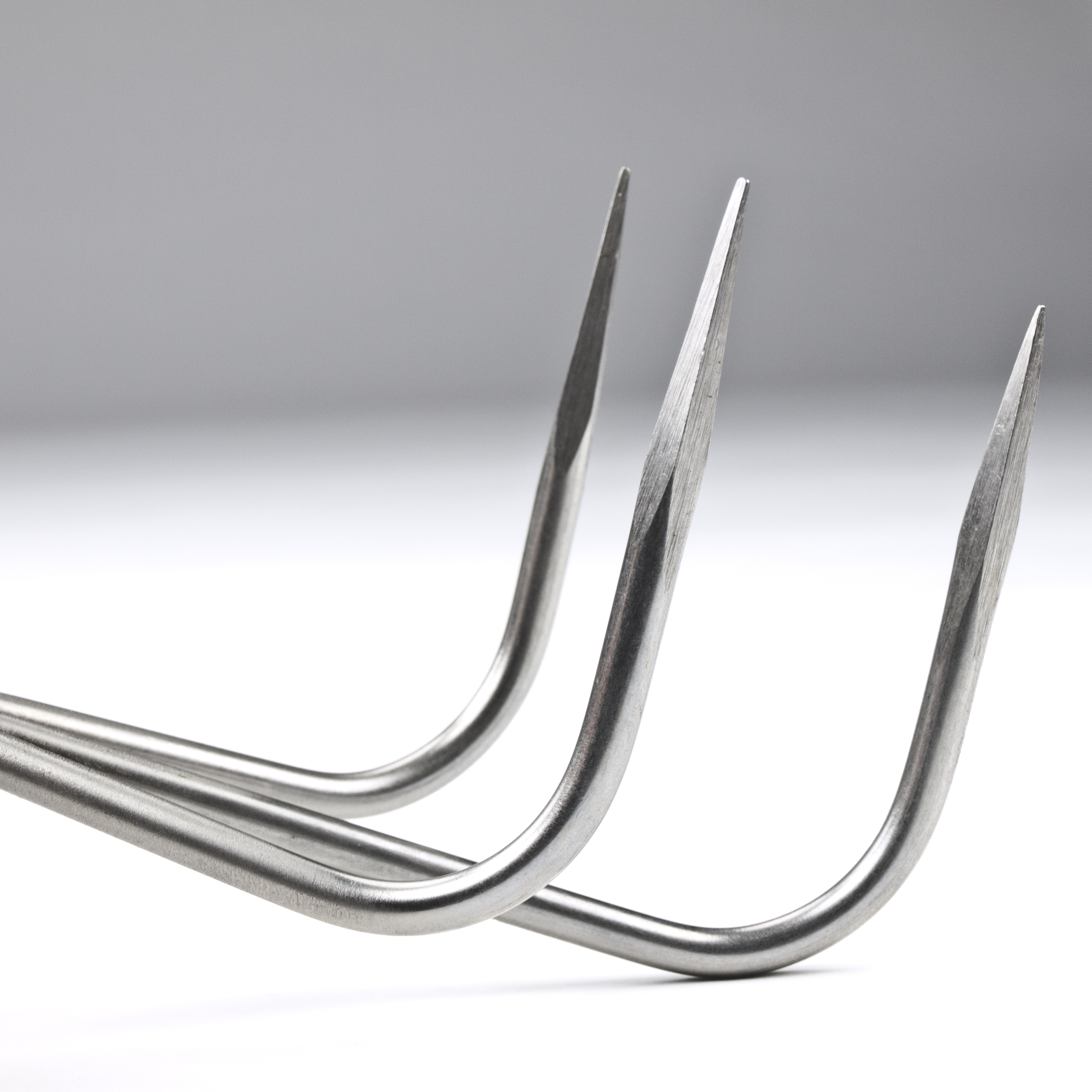 Handkultivator 3 Edelstahlzinken mit Kirscholzgriff Handkultivator 3 Edelstahlzinken mit Kirscholzgriff