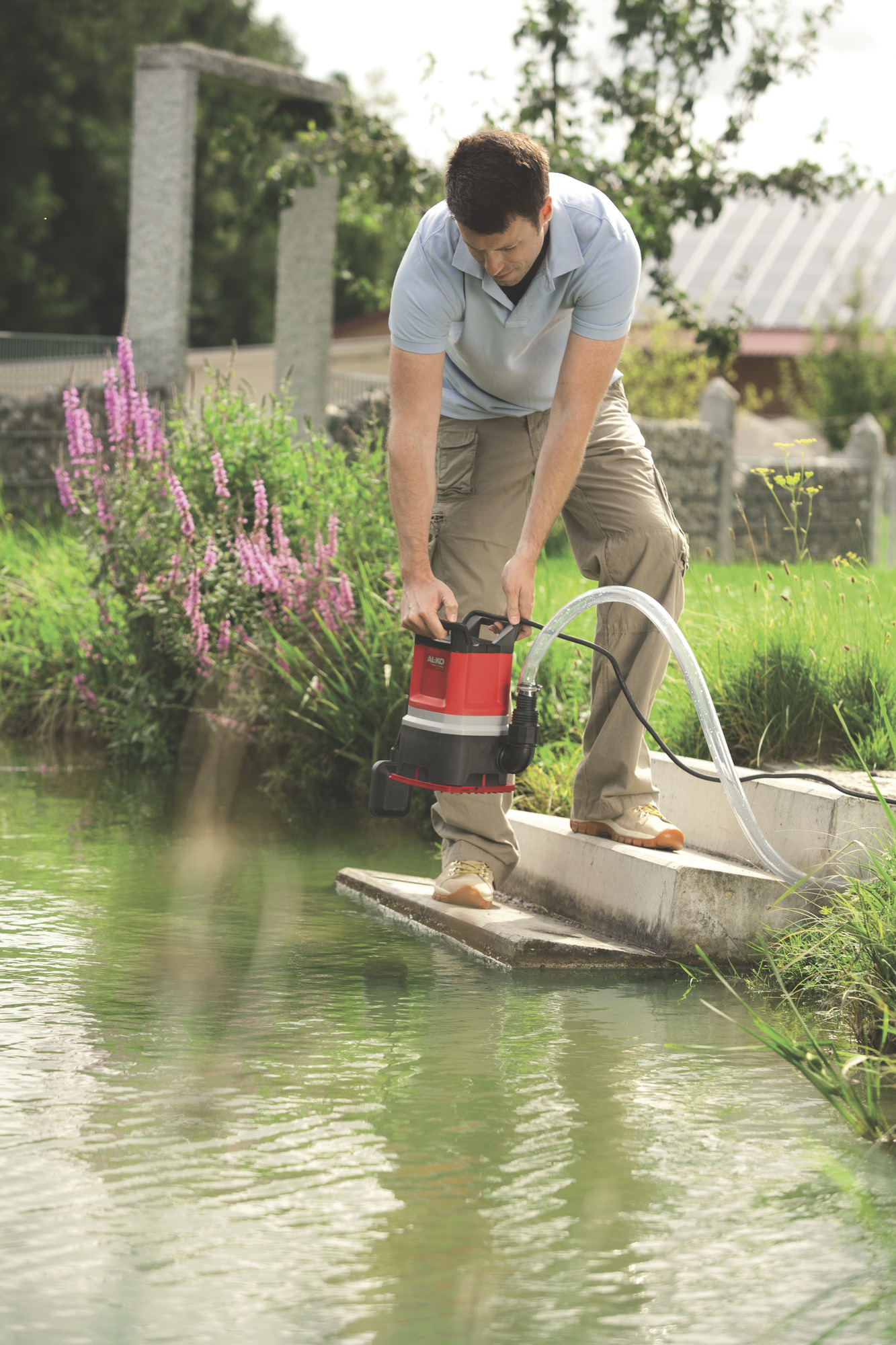 Tauchpumpe AL-KO Twin 14000 Premium Einsatzbild Tauchpumpe AL-KO Twin 14000 Premium Einsatzbild